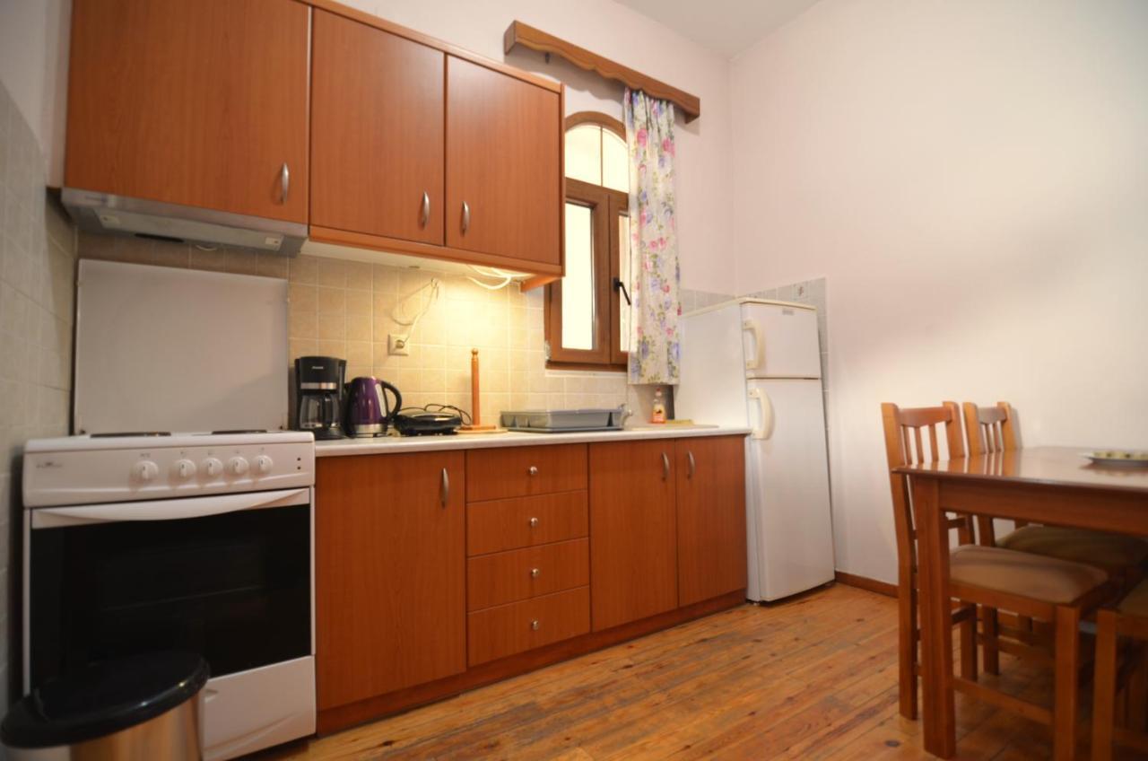 Sophia Limeni Apartments And Studios ภายนอก รูปภาพ